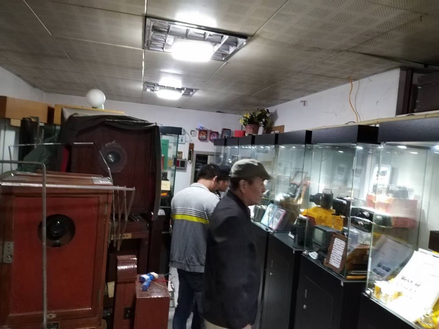 文章附图