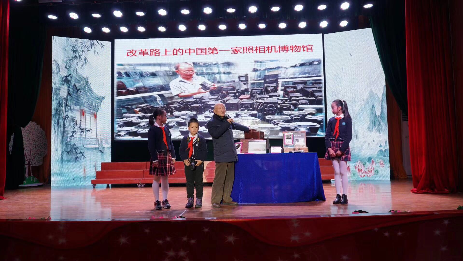 文章附图